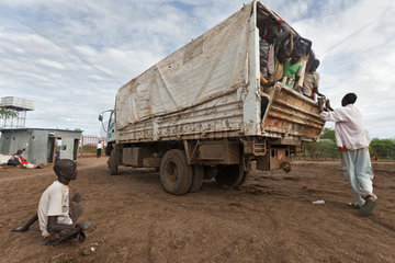 Kakuma  Kenia  Reception Center des Fluechtlingslagers Kakuma
