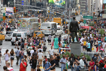 New York  USA  Menschen am Times Square