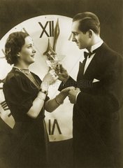 Paar feiert Silvester  1940