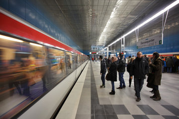 Hamburg  Deutschland  U-Bahnhof Ueberseequartier der Linie U4