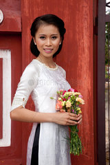 Hue  Vietnam  Portrait einer Braut