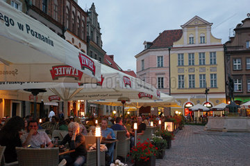 Posen  Polen  Strassencafes am Alten Markt