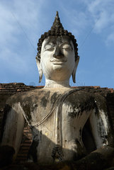 Sukhothai  Thailand  Buddhastatue im Geschichtspark Sukhothai