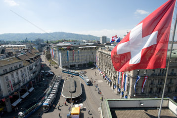 Zuerich  Schweiz  UBS Bank und Credit Suisse am Paradeplatz