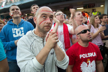 Posen  Polen  Fanmeile am Plac Wolnosci beim Eroeffnungsspiel