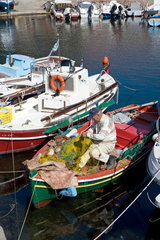 Molivos  Griechenland  Fischer bei der Arbeit