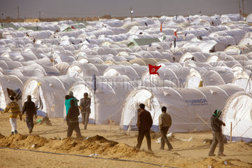 Ben Gardane  Tunesien  Zeltlager im Fluechtlingslager Shousha