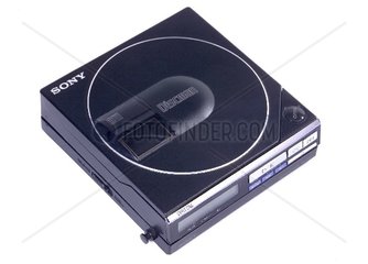 erster tragbarer CD-Player 1984
