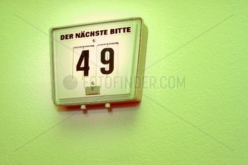 alte Wartezimmer-Anzeige