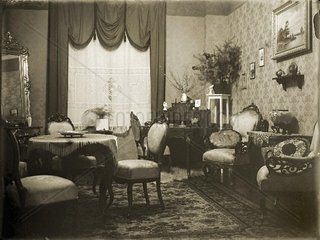 Wohnzimmer um 1910