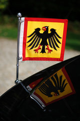 Berlin  Deutschland  Stander mit dem Wappen der Bundesrepublik Deutschland