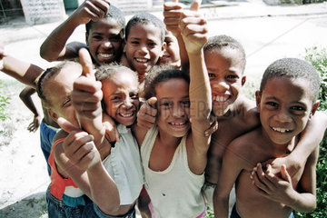 Santiago de Cuba  Kuba  ausgelassene  lachende Kinder
