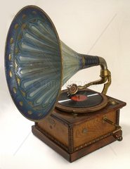 altes Grammophon  um 1912