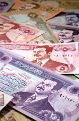 irakisches Geld mit Saddam Hussein