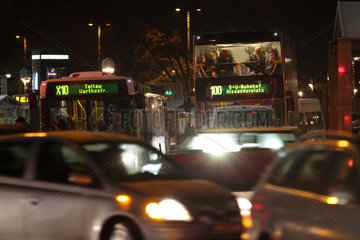 Berlin  Deutschland  BVG Busse der Linien X10 und 100 am Hardenbergplatz