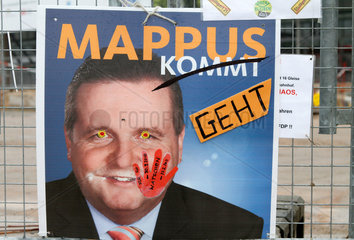 Stuttgart  Deutschland  beklebtes Wahlplakat von Stefan Mappus  CDU