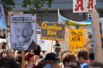 Berlin  Deutschland  Demonstranten auf der Mietenstopp Demonstration