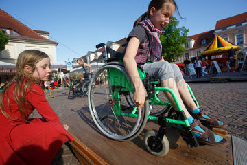 Potsdam  Deutschland  Strassenfest des Europaeischen Protesttages fuer die Gleichstellung von Menschen mit Behinderung