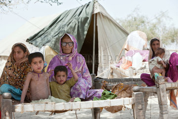 Lujja Khan Jakrani  Pakistan  Dorfbewohner im Portrait