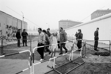 Berlin  Deutschland  Maueroeffnung an der Bernauer Strasse