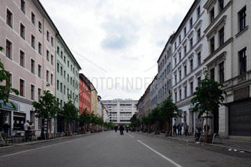 Berlin  Deutschland  die Dresdner Strasse in Berlin-Kreuzberg