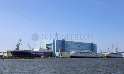 Stralsund  Deutschland  die Schiffbauhalle der Volkswerft Stralsund GmbH