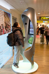 Tallinn  Estland  erste Skype Airport Station am Flughafen Tallinn