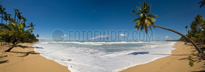 Las Terrenas  Dominikanische Republik  der abgelegene Strand Playa Coson