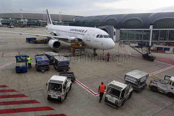 Paris  Frankreich  Maschine der Fluggesellschaft Air France am Flughafen Charles de Gaulle