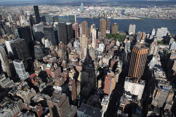 New York City  USA  Blick vom Empire State Building Richtung Osten