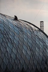 Posen  Polen  Arbeiten am Dach des neuen Teils des Hauptbahnhofs