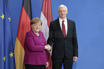 Bundeskanzleramt Treffen Merkel Karins