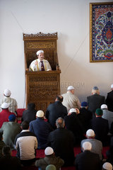Duisburg  Deutschland  Freitagsgebet in der Ditib-Merkez-Moschee