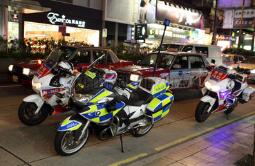 Hong Kong  China  Motorraeder der Polizei parken am Strassenrand
