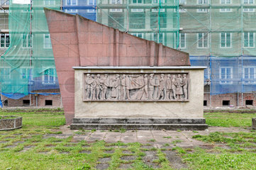 Sangerhausen  Deutschland  sozialistisches Denkmal in der Wohnsiedlung Am Bergmann