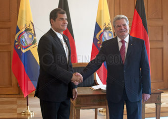 Correa + Gauck