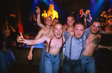 Cottbus  Deutschland  Skinheads auf einem Ska-Konzert