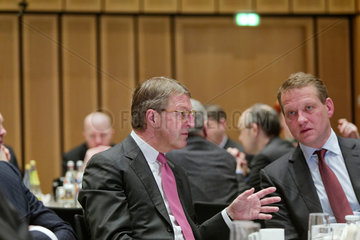 Berlin  Deutschland  Eckhard Cordes  Aufsichtsratsvorsitzender von Bilfinger SE  und Eric Schweitzer  DIHK-Praesident