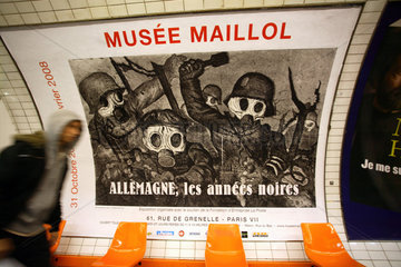Paris  Frankreich  Plakat zu einer Kunstausstellung im Musee Maillol