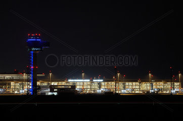 Selchow  Deutschland  Flughafen Berlin Brandenburg bei Nacht