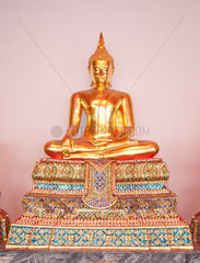 Bangkok  Thailand  Buddhafigur im Tempel Wat Pho