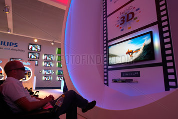 Berlin  Deutschland  Philips praesentiert das 3D-Fernsehen auf der IFA 2010