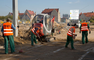Posen  Polen  Grossbaustelle  eine Kreuzung wird mitsamt Untergrund erneuert