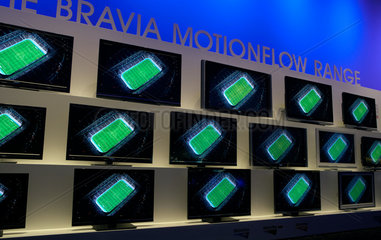 Berlin  Deutschland  Sony zeigt Flachbildschirme der neuesten Generation auf der IFA 2009