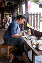 Bangkok  Thailand  Maler in den Khlongs