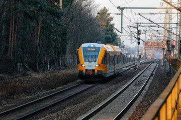 Berlin  Deutschland  eine ODEG-Regionalbahn kurz nach Ausfahrt aus dem Bahnhof Berlin-Wannsee