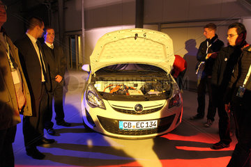 Cottbus  Deutschland  Praesentation des e-SolCars bei der Nacht der kreativen Koepfe