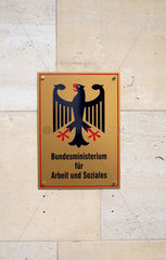 Berlin  Schild des Bundesministeriums fuer Arbeit und Soziales