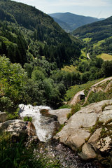 Todtnau  Deutschland  Blick vom Todtnauer Wasserfall ueber den Schwarzwald