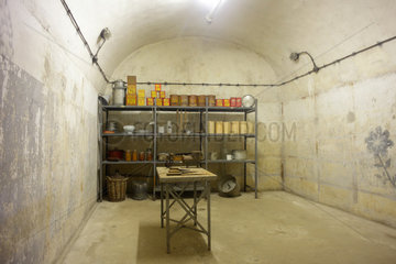 Lembach  Frankreich  Vorratskammer in der Bunkeranlage Four-a-Chaux